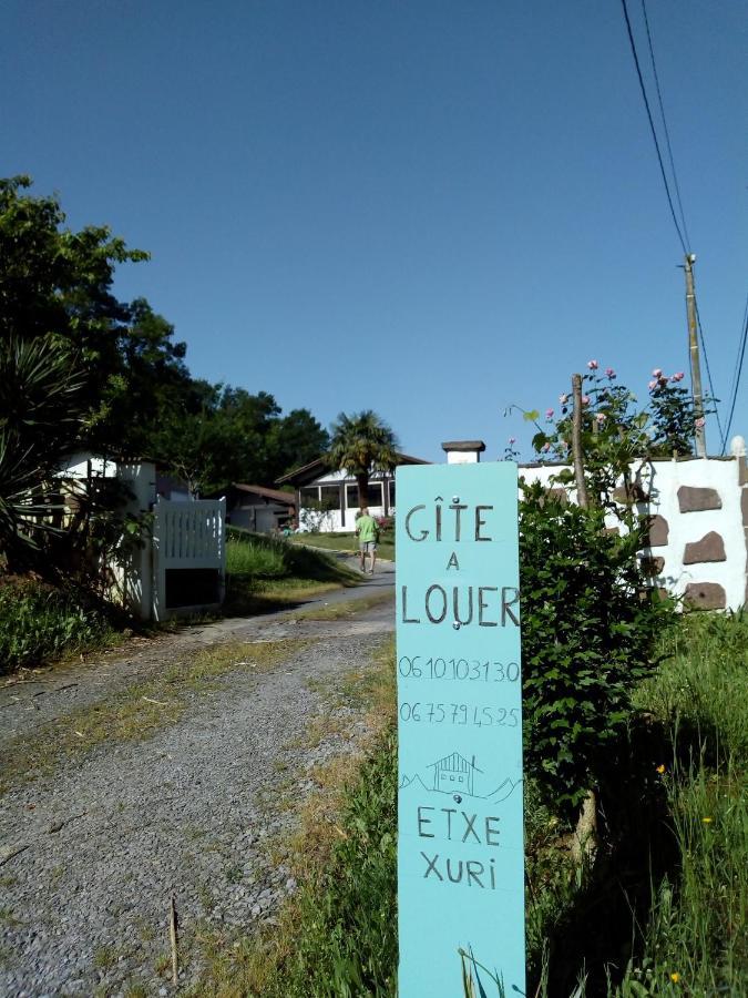 Etxe Xuri *